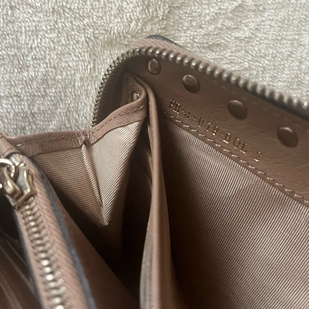 Valentino Garavani Rock Stud Pink Wallet with Gold Studs EUC - Picture 3 of 16